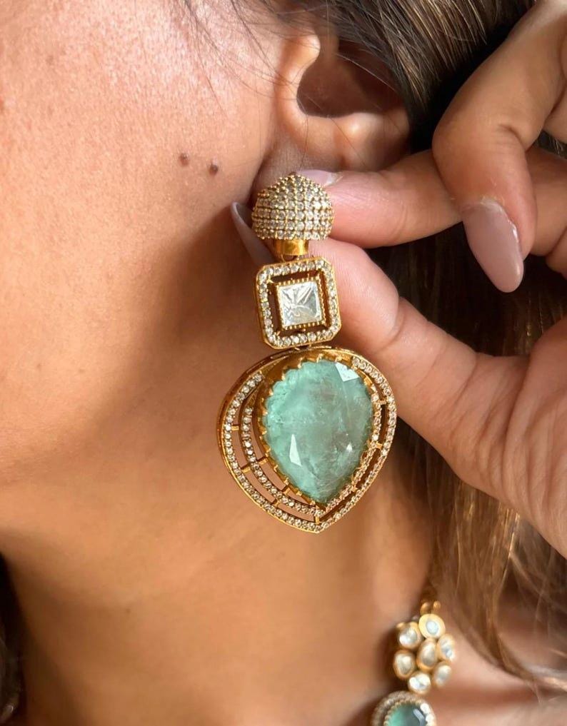 Inspired Long Antique Victorian Gold Uncut Moissanite Polki Emerald Green Mint Necklace premium kundan set with Earrings Indian