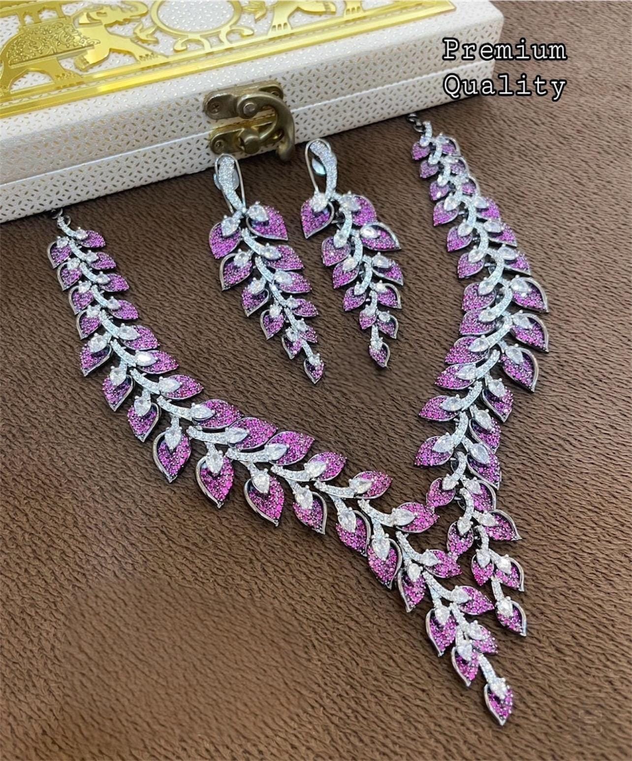 Hollywood inspired micro-diamonds leafs and petals statement necklace set with earrings/celebrity jewelry/statement necklace/Western jewelry