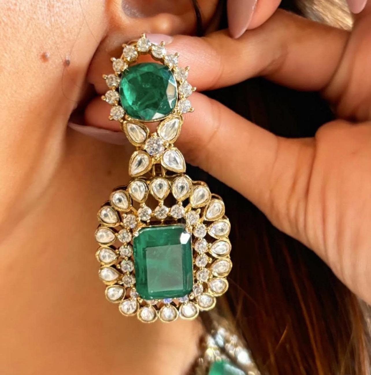 Sabyasachi Amrapali Jewelry Inspired Royal Victorian Gold Emerald Green Doublet Uncut Moissanite Faux Polki Kundan Zirconia Diamond Necklace