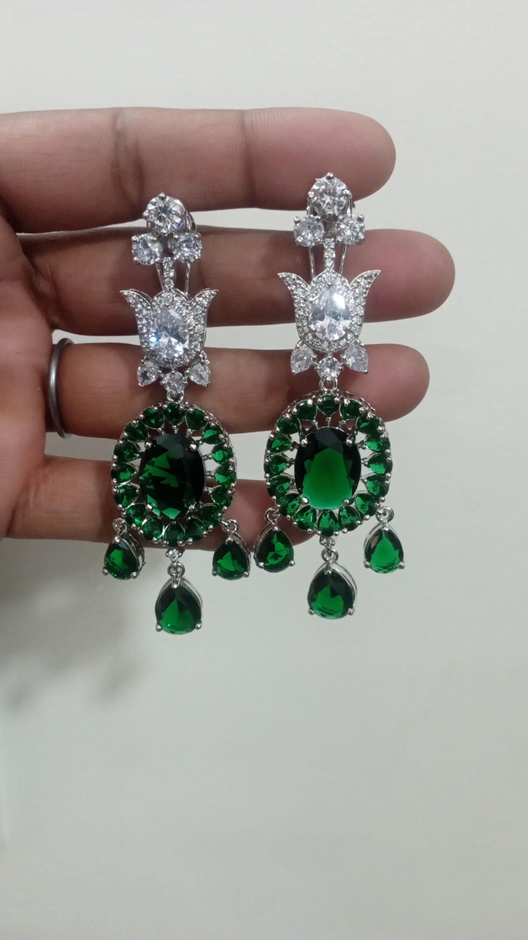 Indian Bollywood Sabyasachi Design Isha Ambani inspired Wedding Necklace/Tyaani Kundan/Statement necklace/Stones and Pearls with CZ diamonds
