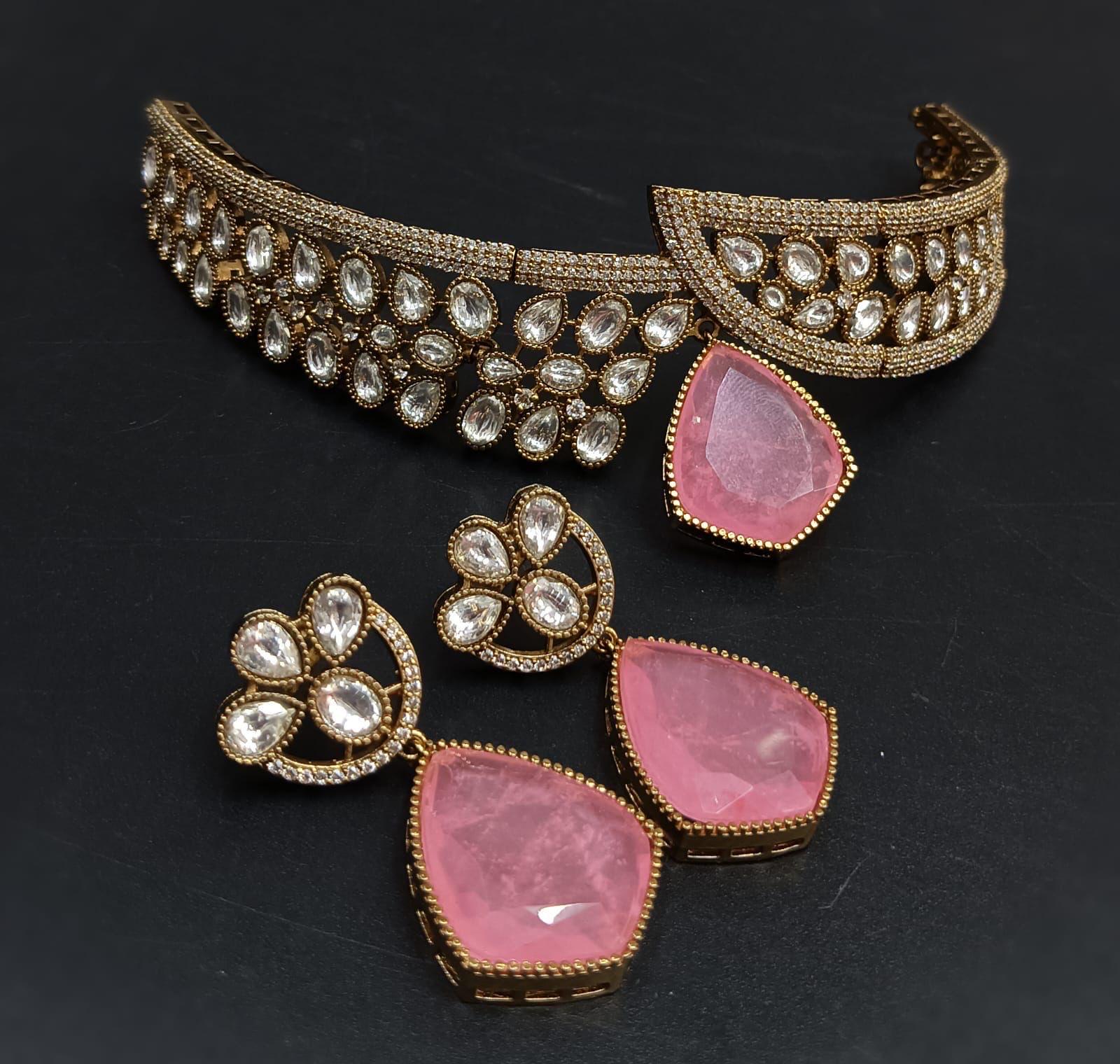 Polki choker Necklace Green Kundan Set Sabyasachi Jewelry Victorian Polki Diamond Necklace Jadau Jewelry Emerald Doublet Moissanite Jewelry