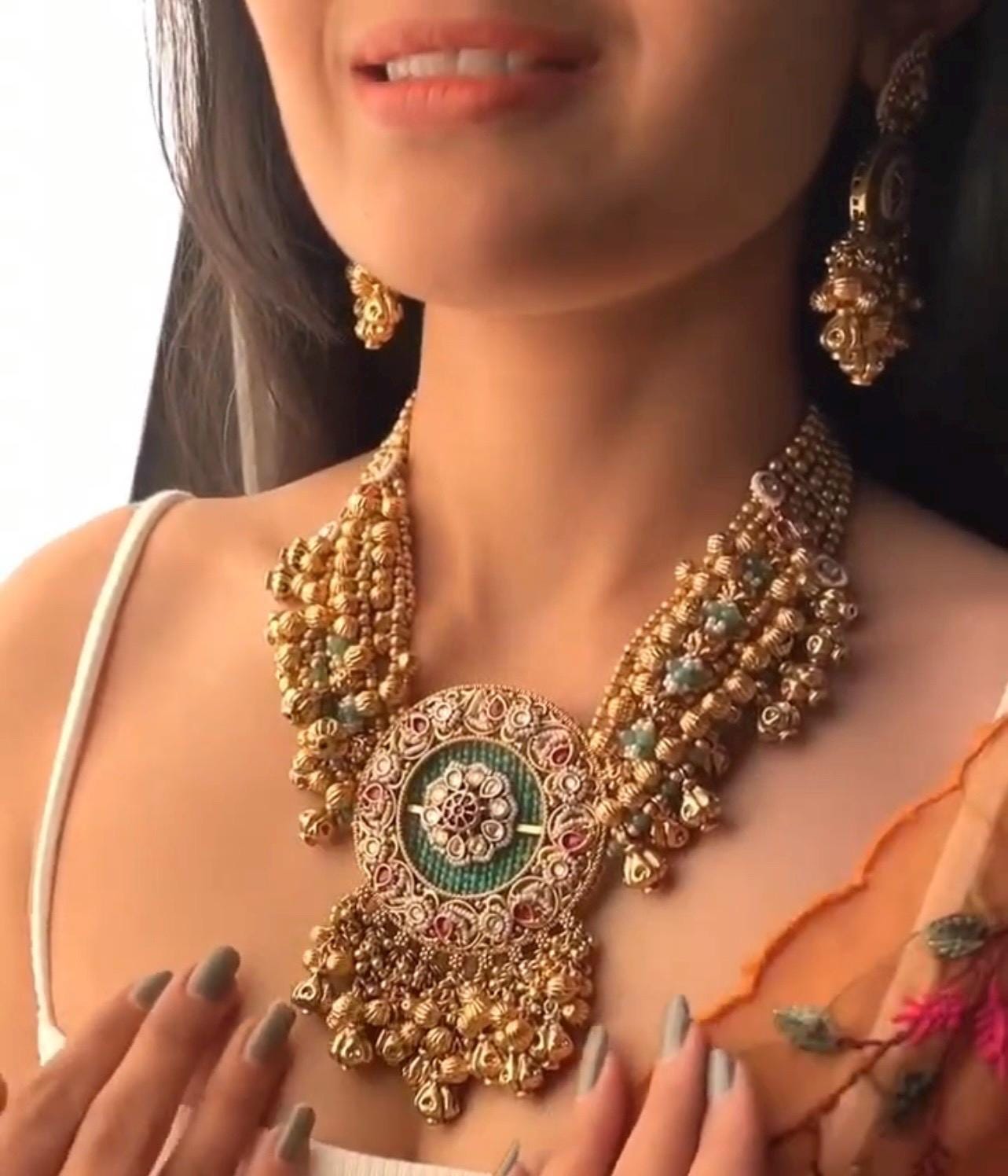 Indian Necklace Set/ Indian Choker Necklace/ Pearl Necklace /Guttapusalu necklace /statment jewellery South Indian jewelry