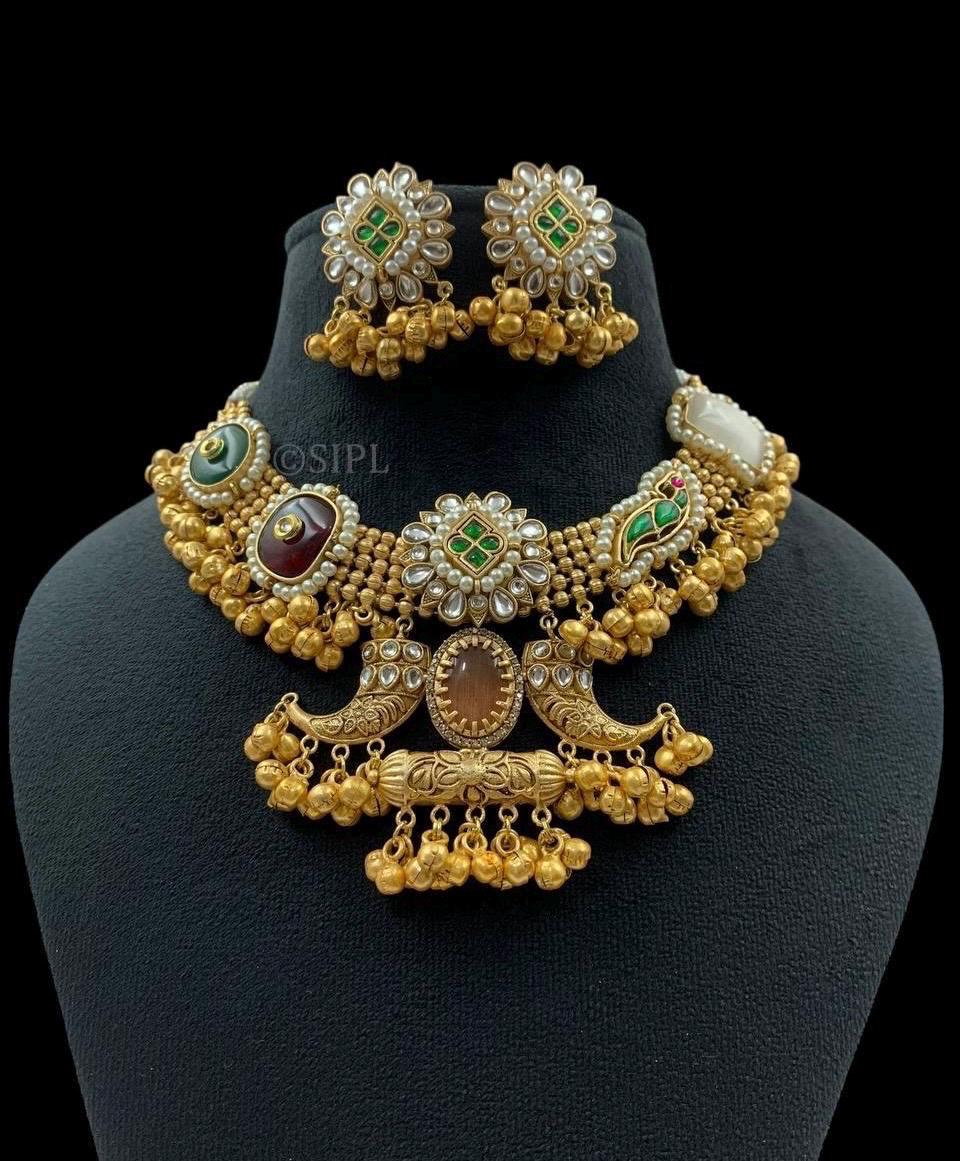 Indian Necklace Set/ Indian Choker Necklace/Ghungroo and stone necklace /statment bridal wedding fusion Indian Pakistani gold necklace set
