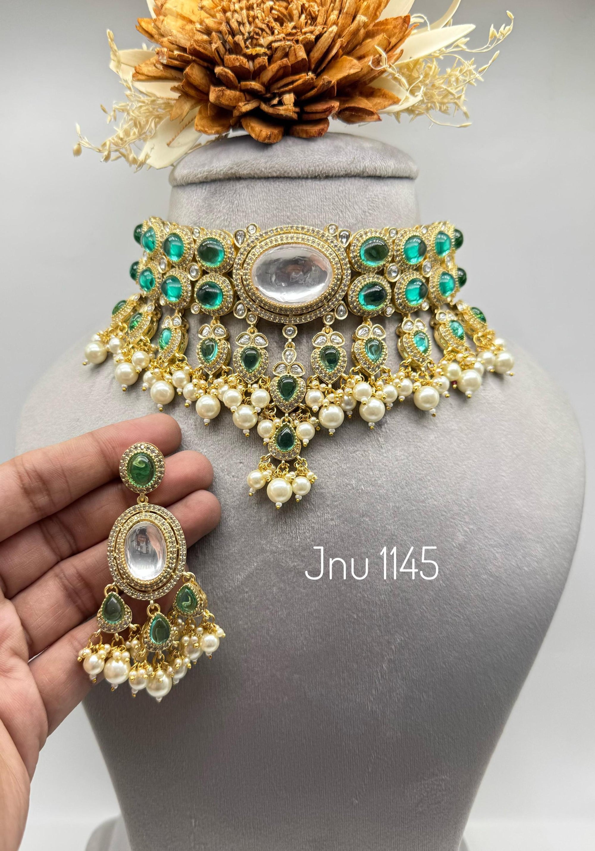 Bollywood celebrity inspired uncut kundan doublet choker set with earrings