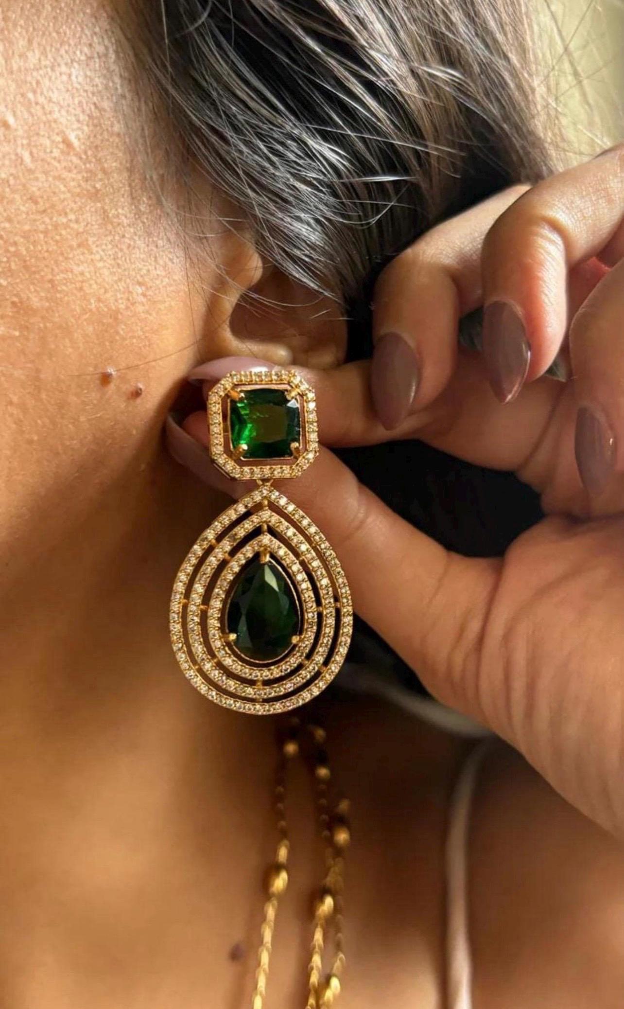 Elegant Gold Finish Emerald Green Layered Long Chain Pendant Necklace With Earrings Sabysachi Indian Pakistani Punjabi Bridal Statement Set