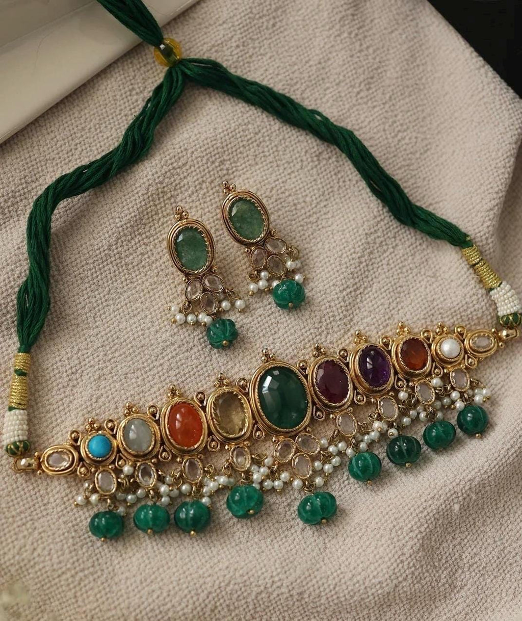 Sabyasachi inspired green/navratan Choker set with earrings/Indian Pakistani Necklace Set/Bridal jewelry/Statement necklace/Bollywood