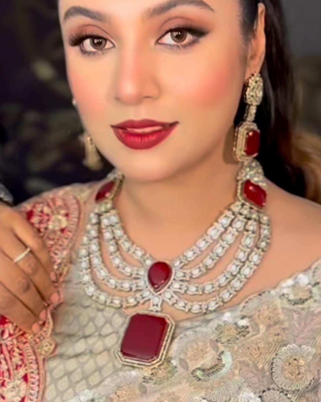 Premium Victorian multi Layered Uncut Moissanite Polki Kundan Emerald Green/Red Doublet Diamond Long Necklace Earrings,Sabyasachi Inspired