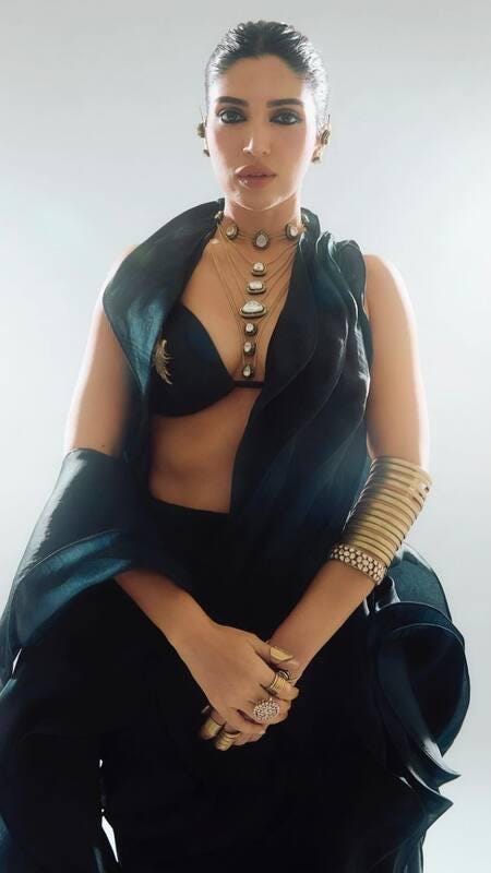 Bollywood celebrity Inspired multi layered Polki Kundan gold finish chain Necklace With Earrings/statement necklace/Indian Pakistani jewelry