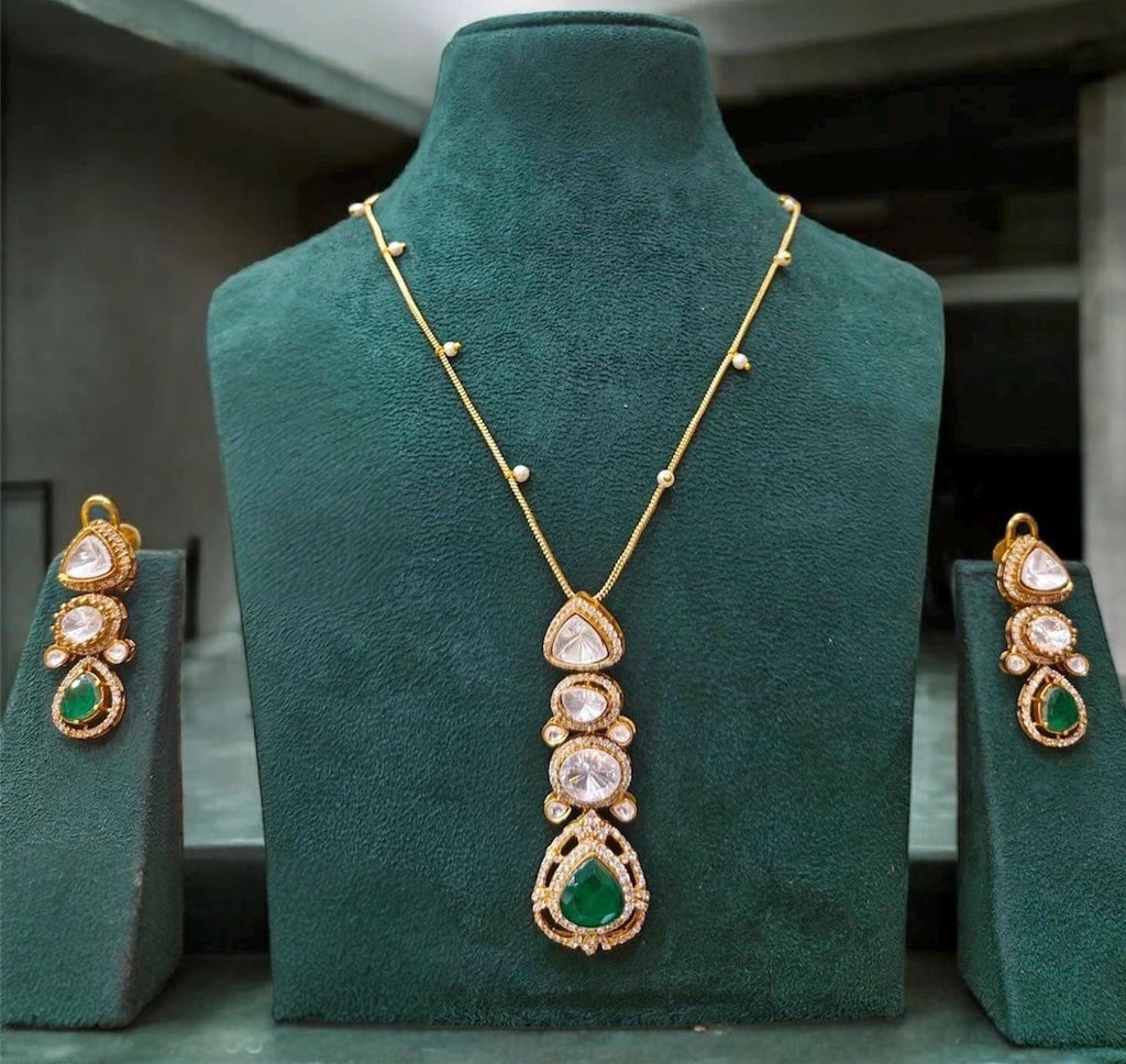 Royal Sabyasachi Inspired Emerald green doublet Pendant Necklace With Earrings,Indian Pakistani Punjabi Wedding Jewelry Set/Statement Set