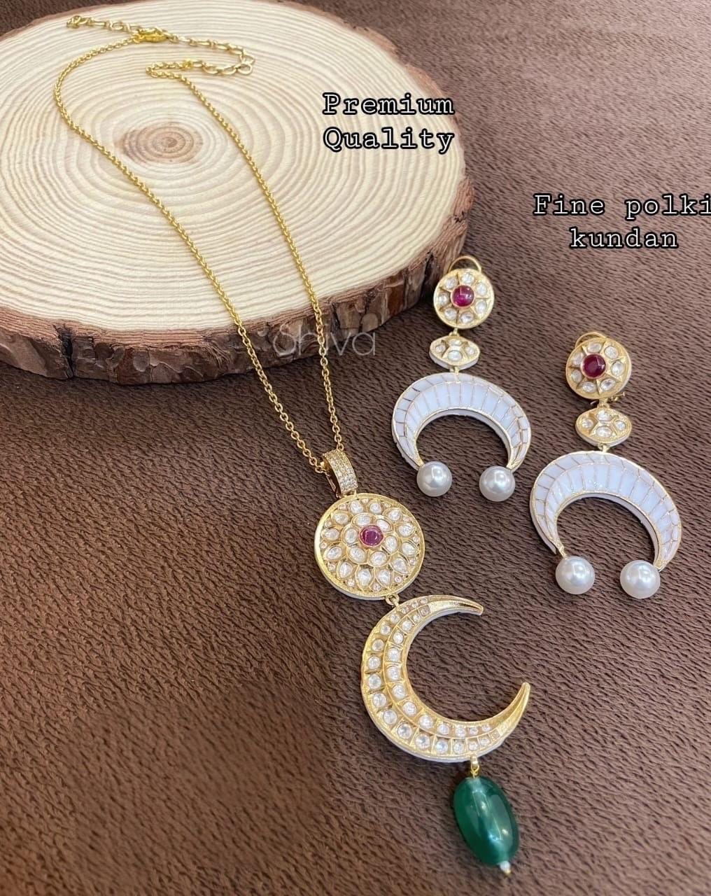 Bollywood Celebrity, Kareena Kapoor, Inspired Polki Kundan Pendant With Earrings Indian Jewelry, Sabyasachi Statement Jewelry,Pakistani set
