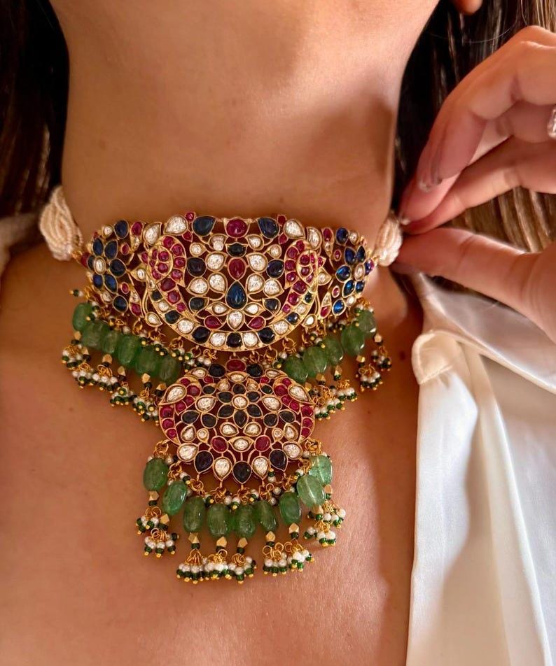 Amrapali Gold Jewly Inspired Emerald Green Blue Ruby Pink Uncut Moissanite Polki Kundan Jadau Navratan Necklace