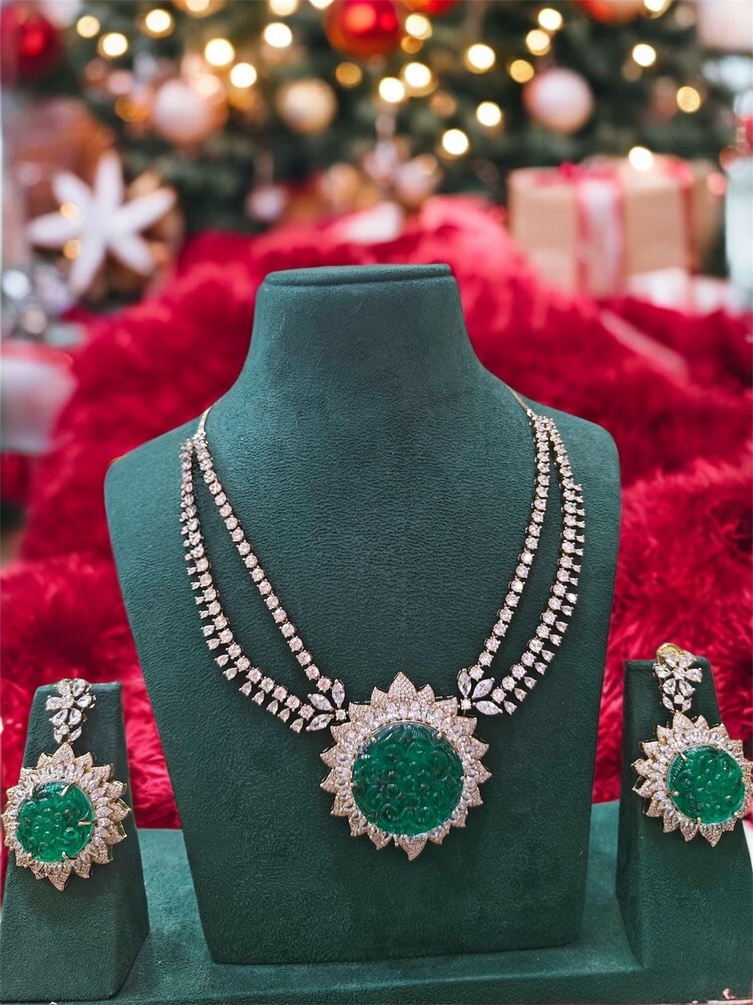 Unparallel quality Moissanite Polki Emerald carving stone sun necklace with earrings/Statement bollywood Indian Pakistani wedding bridal set