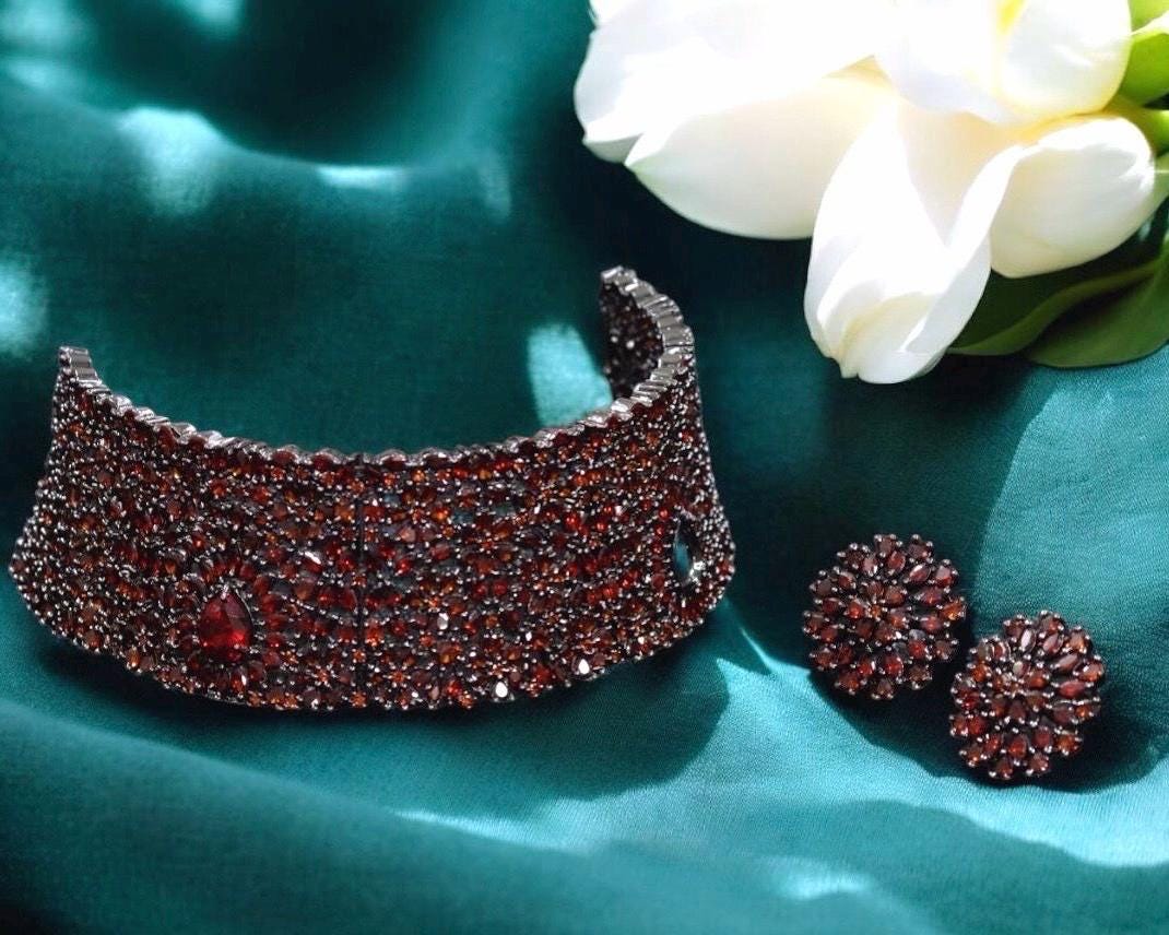 Sabyasachi Victorian Alia Bhatt inspired Kundan Polki Diamond Heavy Statement Bridal Choker Indian Pakistani Necklace Set with earrings
