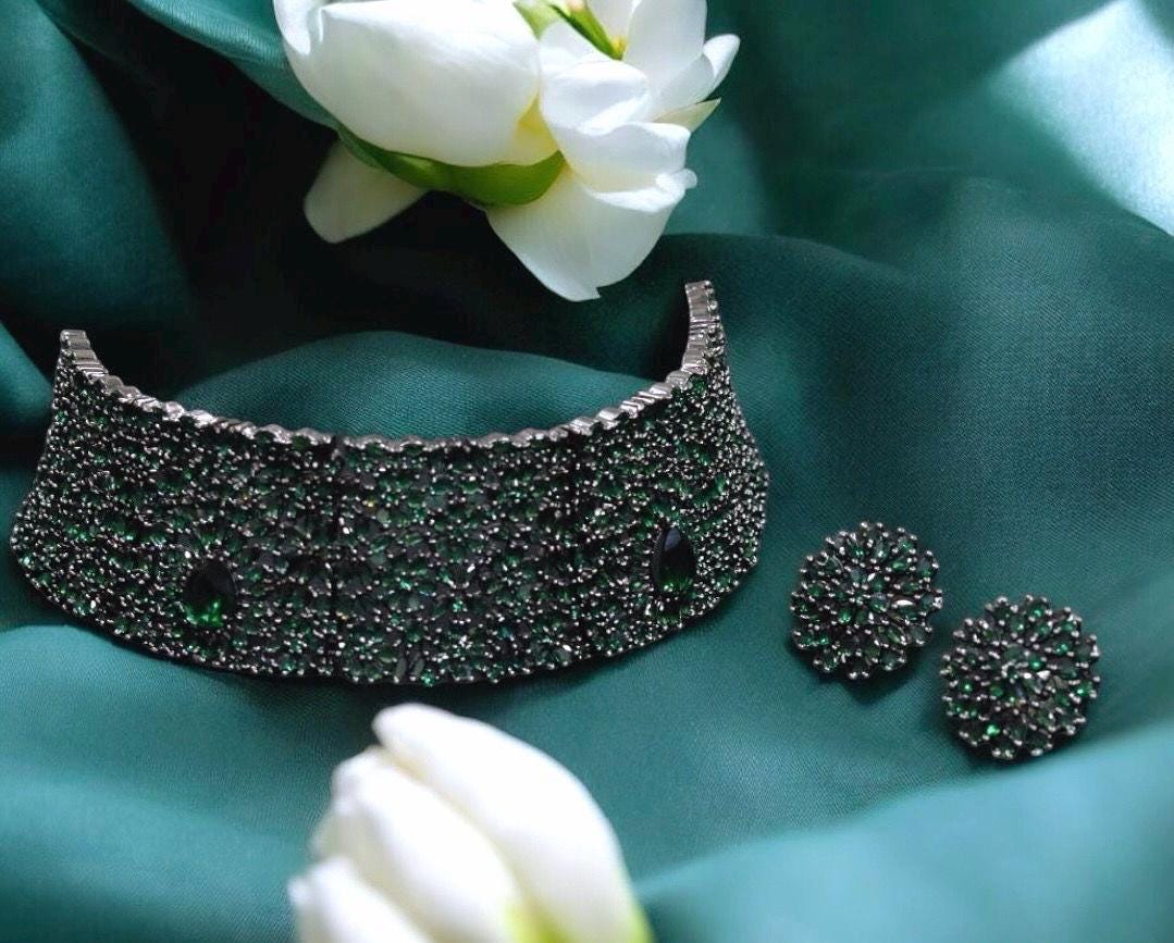 Sabyasachi Victorian Alia Bhatt inspired Kundan Polki Diamond Heavy Statement Bridal Choker Indian Pakistani Necklace Set with earrings