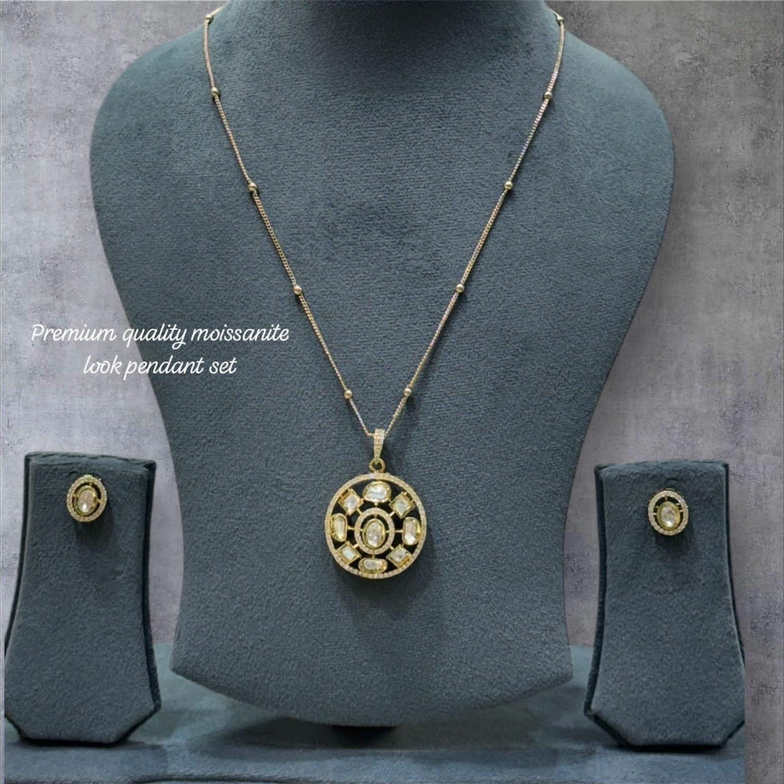 Elegant Gold Finish Chain Round Pendant Necklace With Earrings Sabysachi Indian Pakistani Punjabi Bridal Wedding Bridesmaid Statement Set