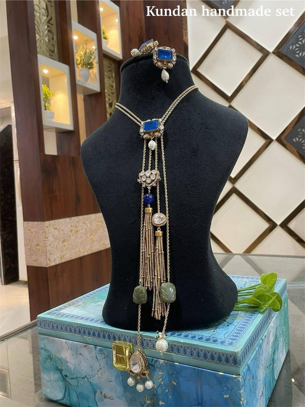Elegant Gold Finish gemstone embedded Long Chain Pendant Necklace With Earrings/Sabysachi Indian Pakistani Punjabi Bridal Statement Set