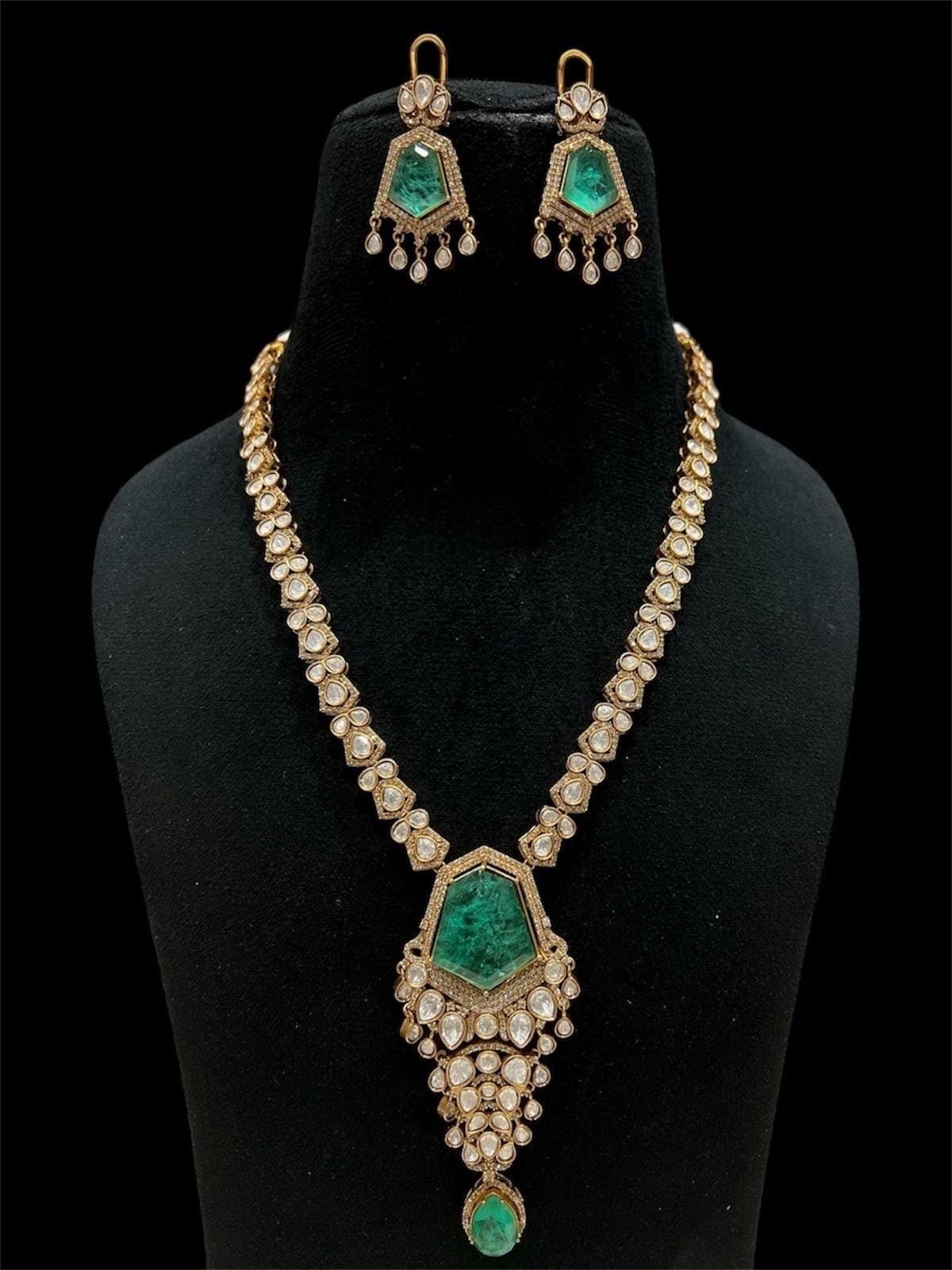 Emerald Doublet Long Victorian Necklace/sabyasachi inspired Statement Indian Pakistani Fusion Bridal Wedding Bridesmaid pendant necklace set